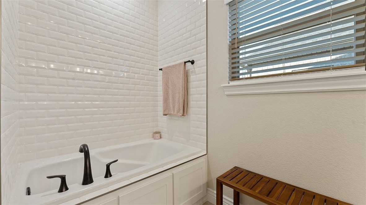 WALNUT GROVE SUB PH 1-BENTONVILLE - Residential