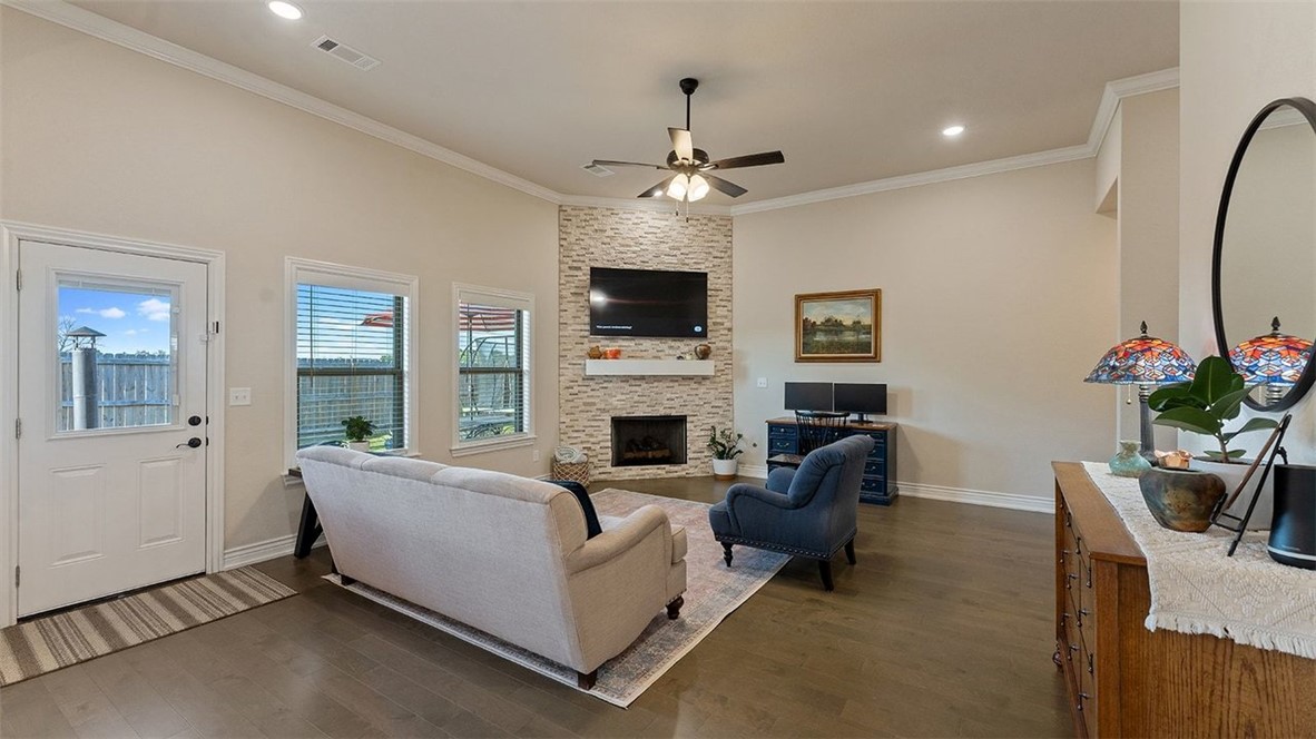 WALNUT GROVE SUB PH 1-BENTONVILLE - Residential