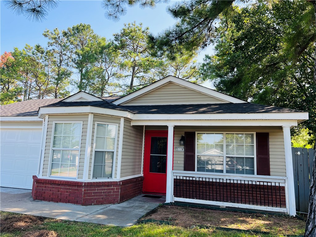 Move-In Ready. Full of Potential. Perfectly Located.
Nestled in a quiet neighborhood, this charming home offers the best of both worldsāpeace and privacy with quick access to I-49, shopping, dining, and top-rated schools. Whether youāre buying your first home, looking to downsize, or seeking a smart investment, this property checks all the boxes. With convenient access from I-49, youāre just minutes from shopping, dining, everyday conveniences, excellent schools, and community amenities. Low-maintenance, move-in ready, and full of possibilities, this home isnāt just a place to liveāitās a lifestyle upgrade waiting for the right buyer.