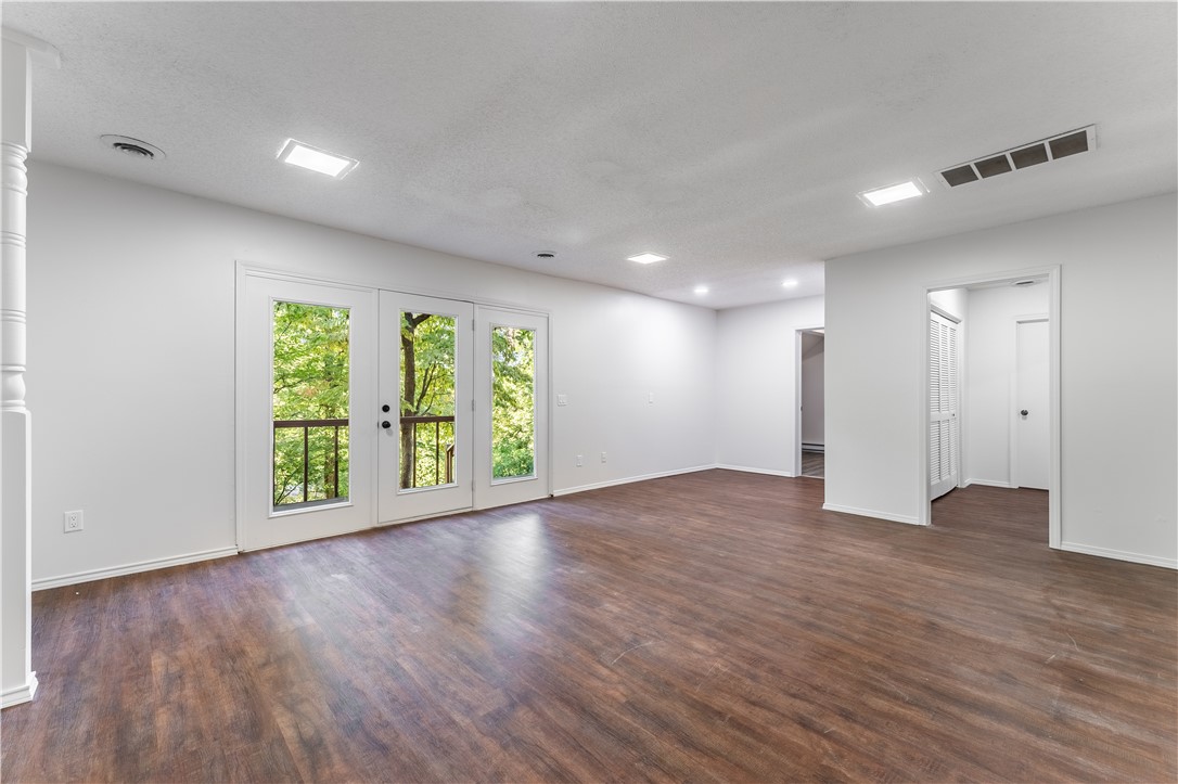 Drake Court Bvv - Residential