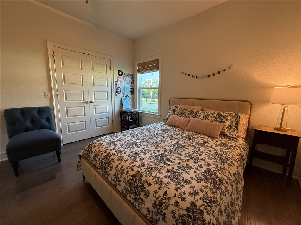 Knolls - Residential
