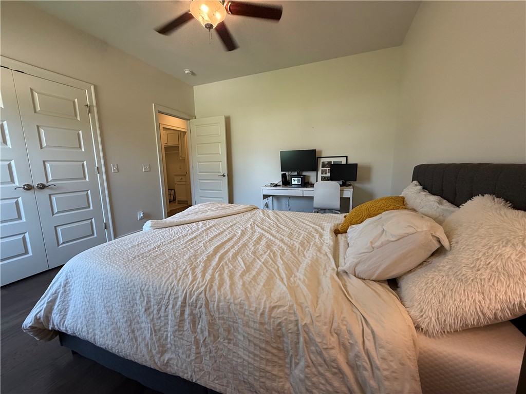Knolls - Residential