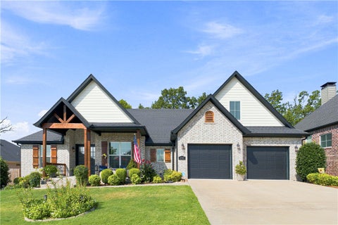 Photo of 2747 N Grey Squirrel Drive, Fayetteville, AR 72704 (MLS # 1361607)