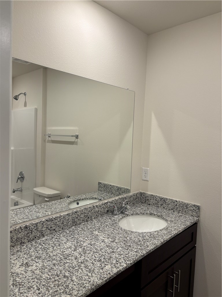 WOODWARD PARK - Residential Lease