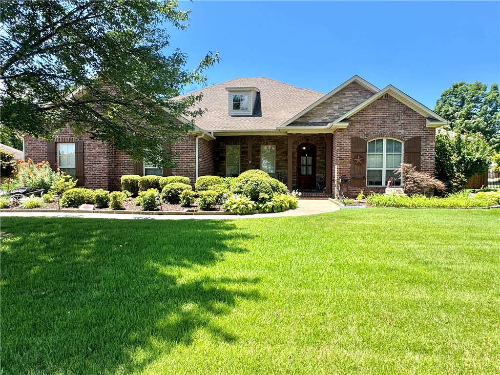 Gorgeous four bedroom, three bath home in West Russellville. This fantastic home features a large kitchen with a great pantry and tons of cabinet space. The granite countertops and stainless appliance make this kitchen truly stand out. This layout is fantastic and features an open dining room, private bedrooms, and huge closets. The back sunroom is quaint, cozy, and charming. More highlights include the tall ceilings, custom trim work, and beautiful flooring. This home has been immaculately maintained and really does radiate style and beauty.
