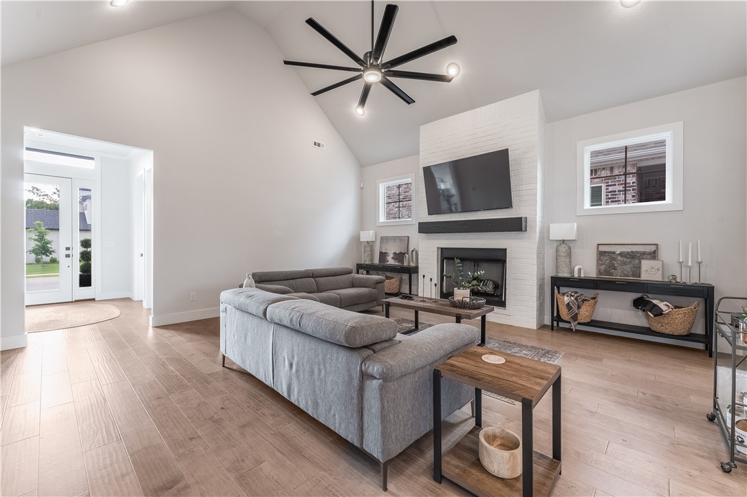 Aurora Sub Ph I Bentonville - Residential