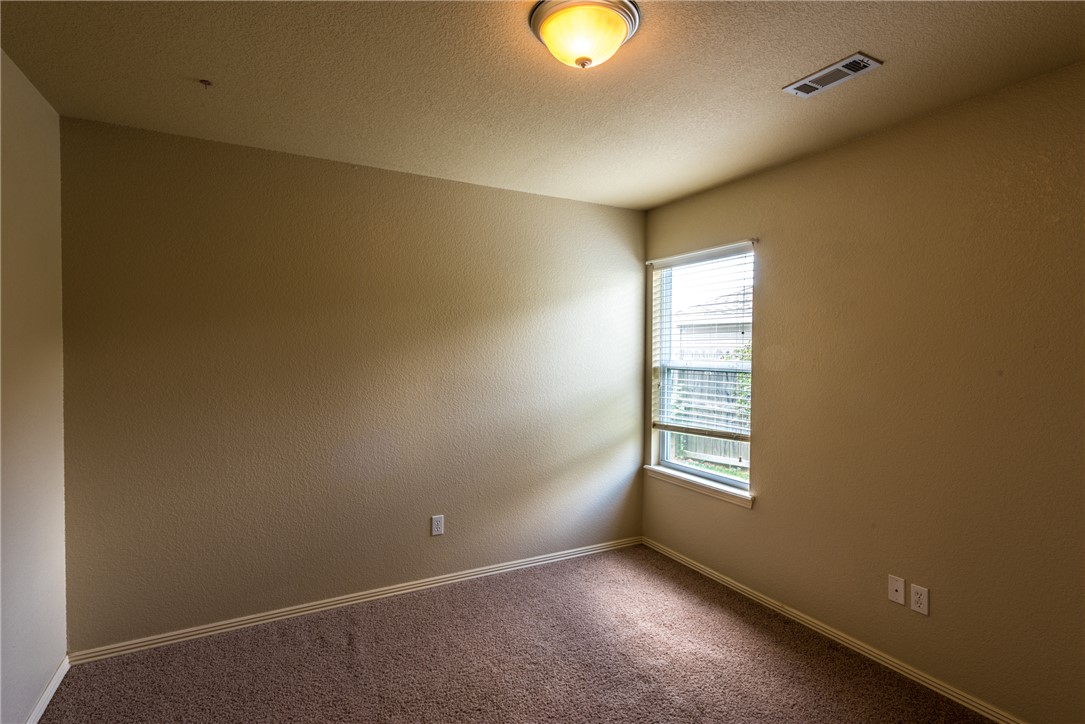 Commons At Walnut Crossing - Residential