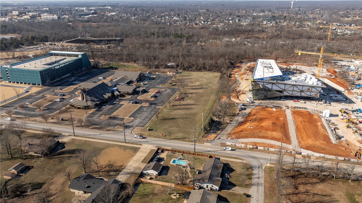 A&A 1St. Rev.B'ville - Land