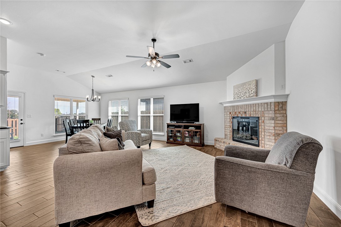 Pines Ph Iii, The Centerton - Residential