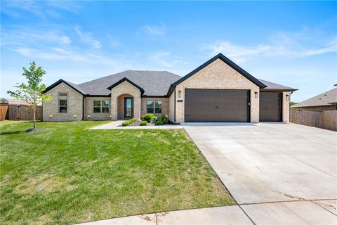 Photo of 311 Bequette Lane, Centerton, AR 72719 (MLS # 1345412)