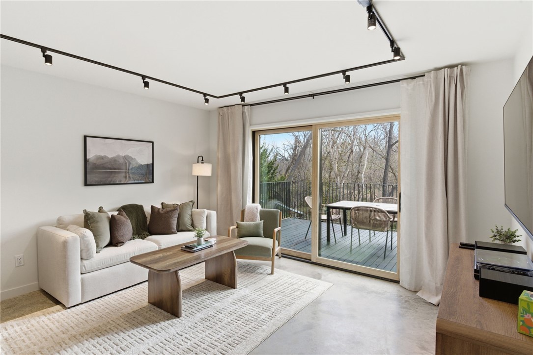 W A BURK'S ADD-BENTONVILLE - Residential