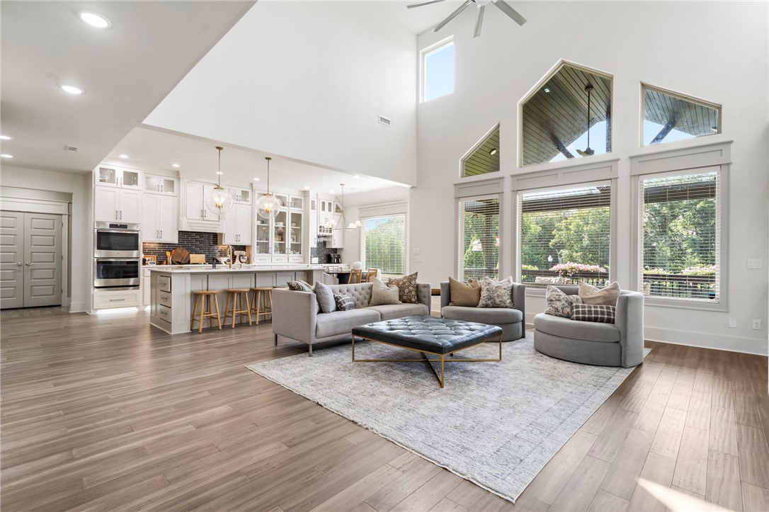 Oak Tree Centerton - Residential