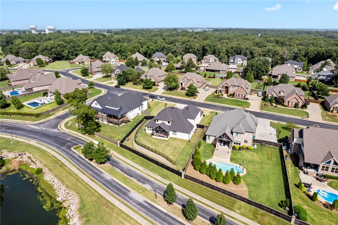 Oak Tree Centerton - Residential