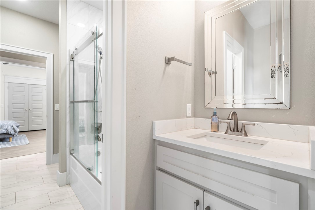 Oak Tree Centerton - Residential