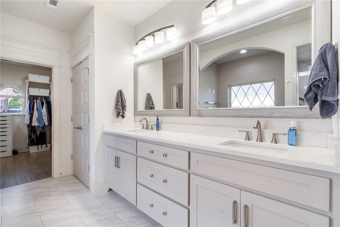 Oak Tree Centerton - Residential