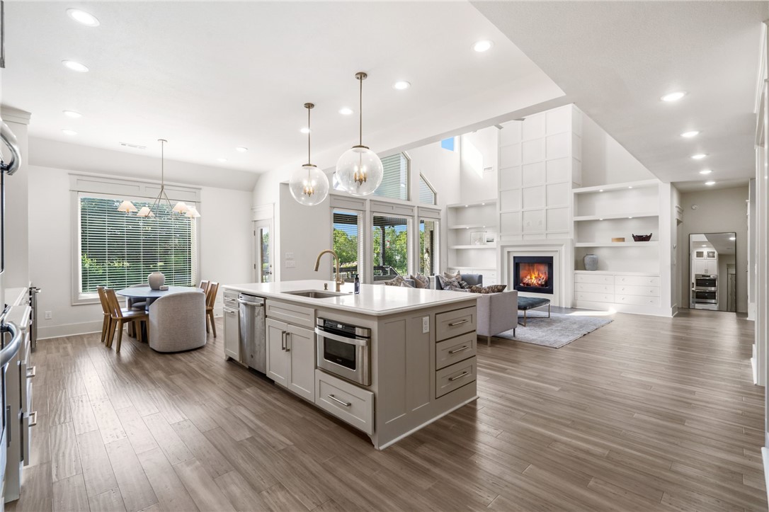 Oak Tree Centerton - Residential