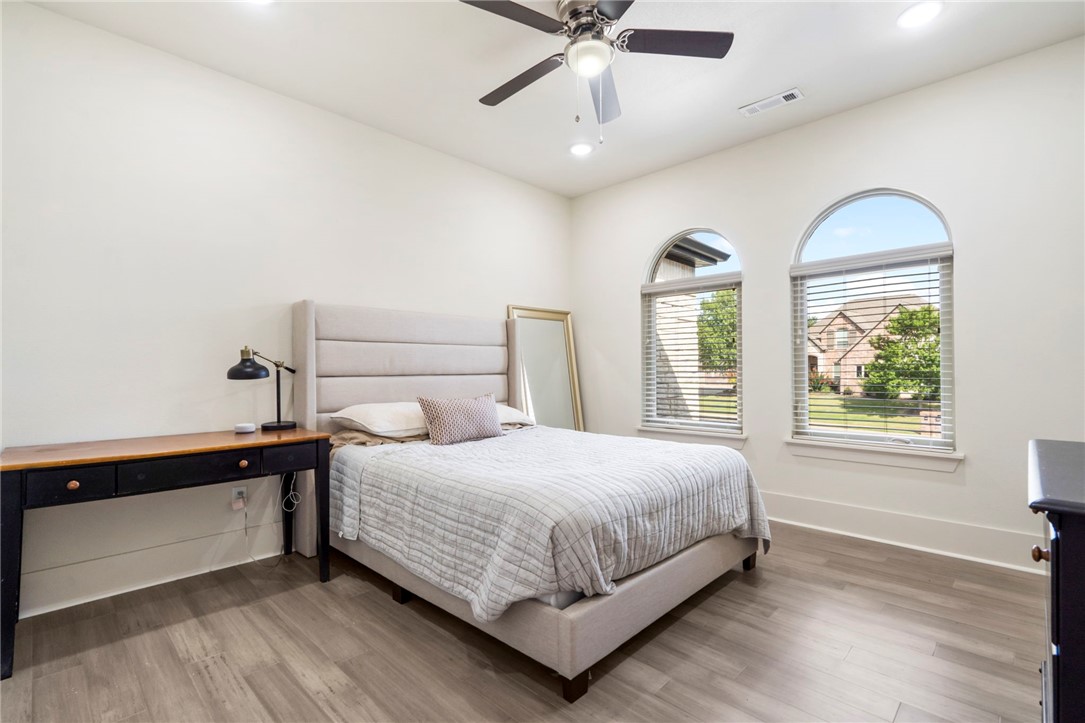 Oak Tree Centerton - Residential