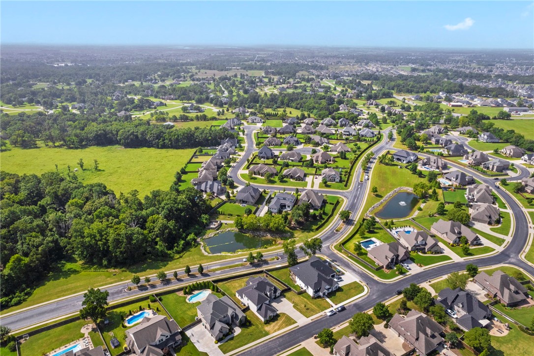 Oak Tree Centerton - Residential