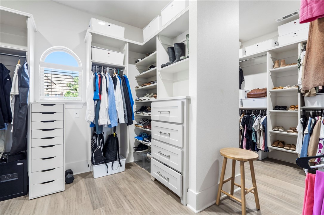 Oak Tree Centerton - Residential