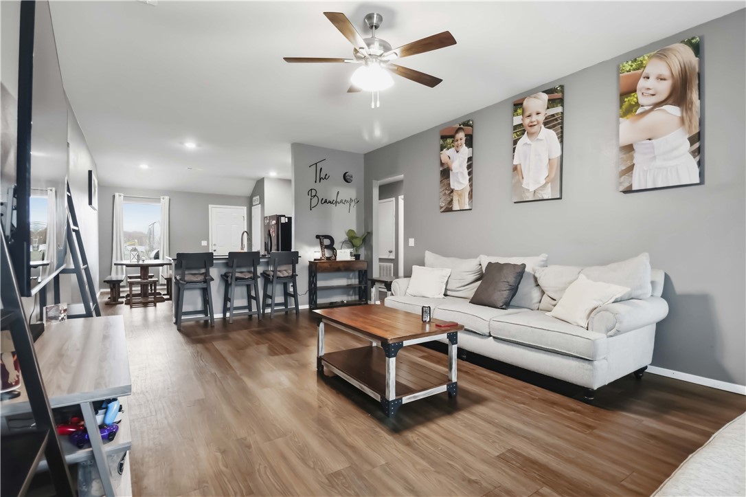 SANDY ACRES SUB PH 2-GENTRY - Residential