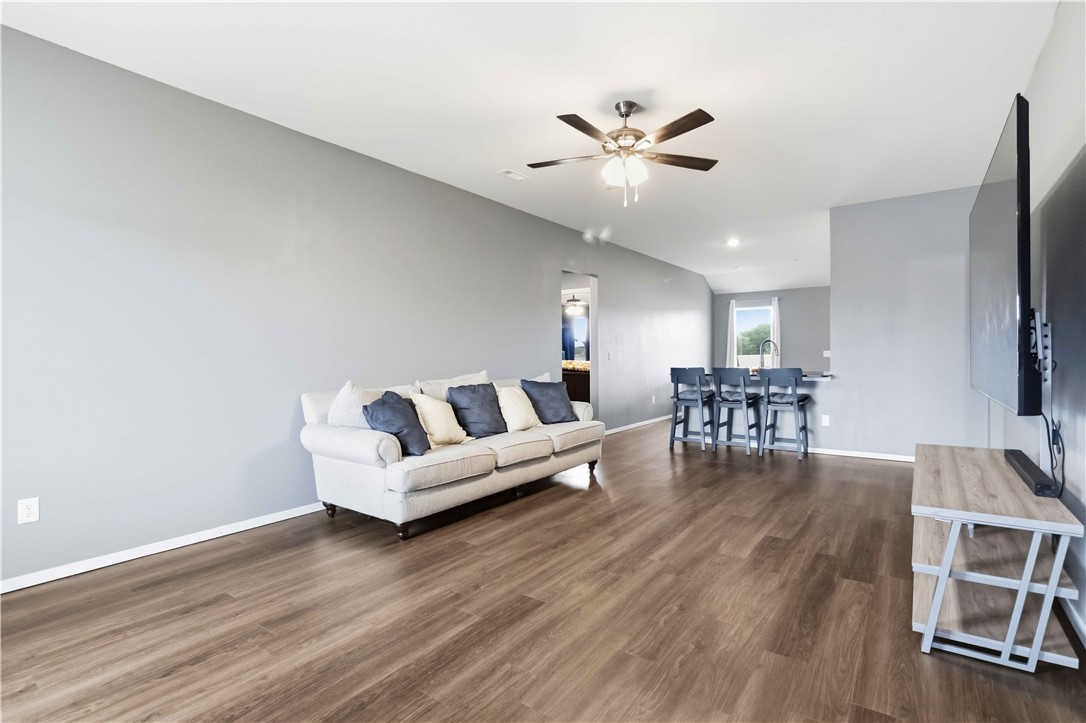 1624 Ace Avenue - Photo 2