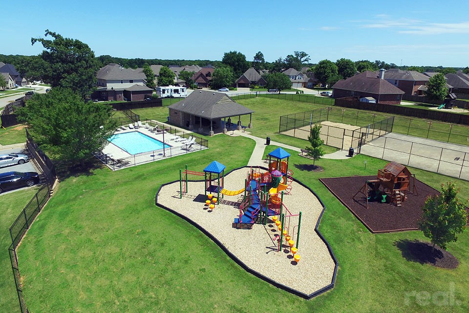 Woods Creek - Residential