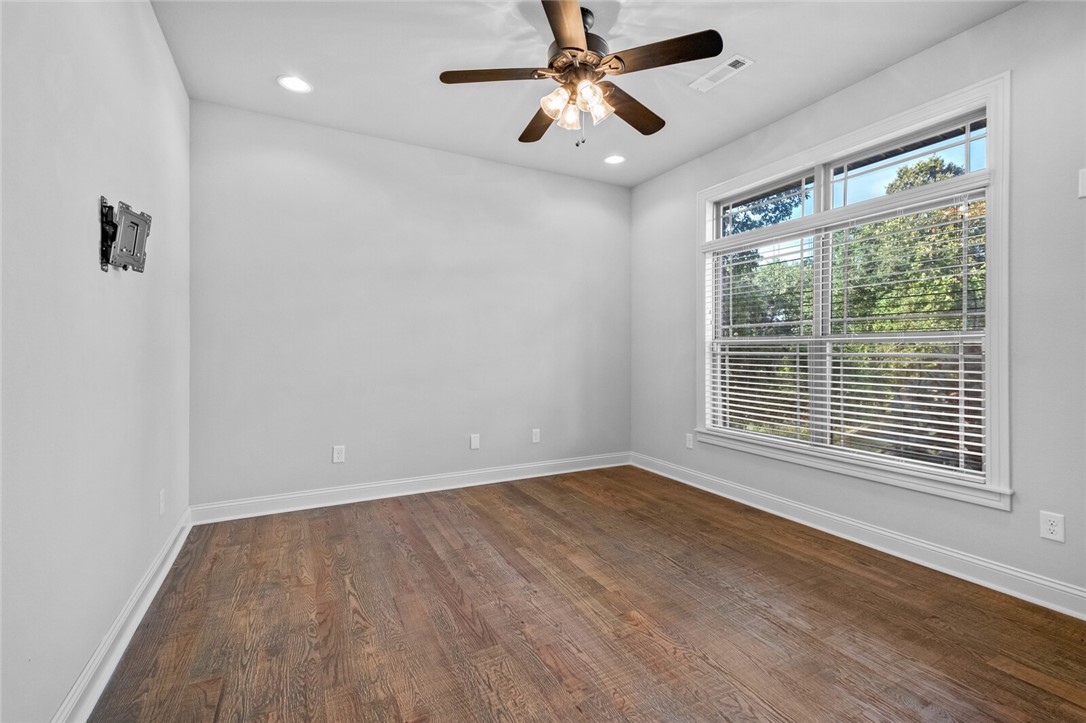 Woods Creek - Residential