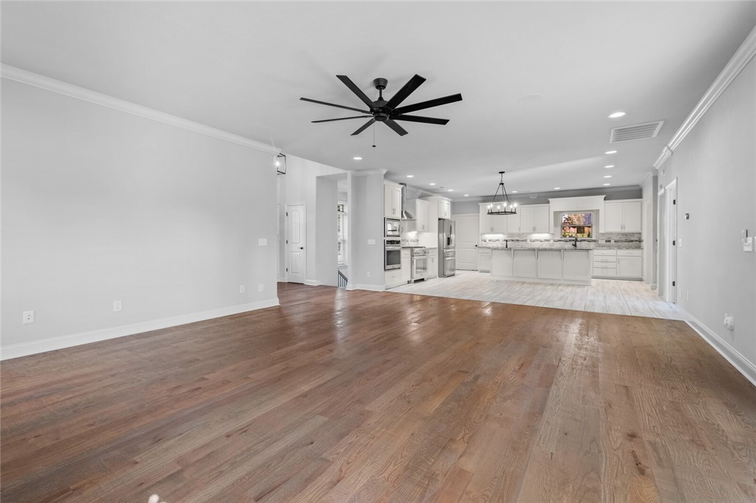 Woods Creek - Residential