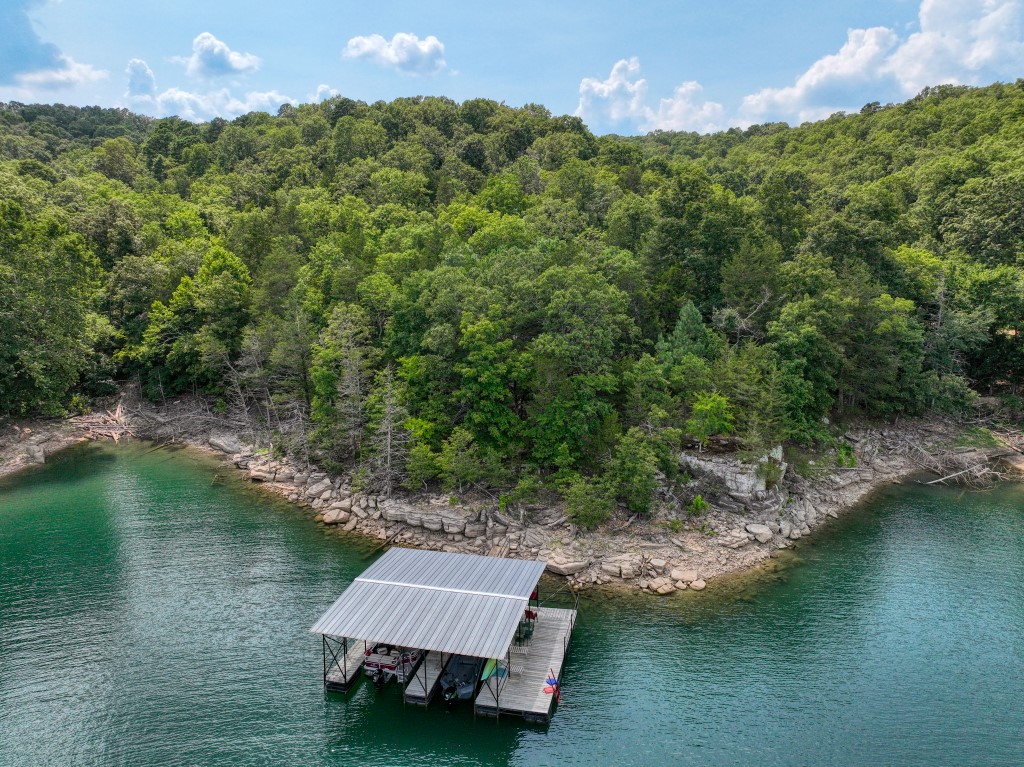 Big Clifty Shores Unit ` - Residential