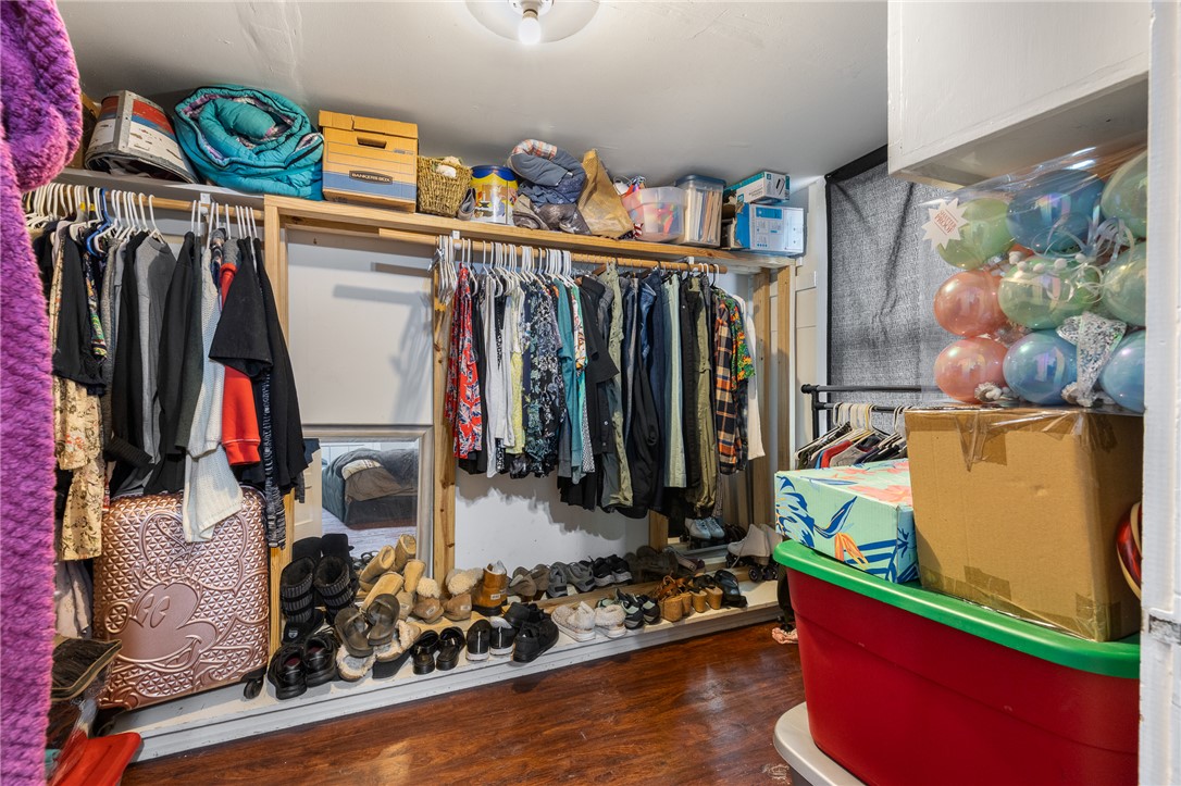 Holt Paradise - Residential