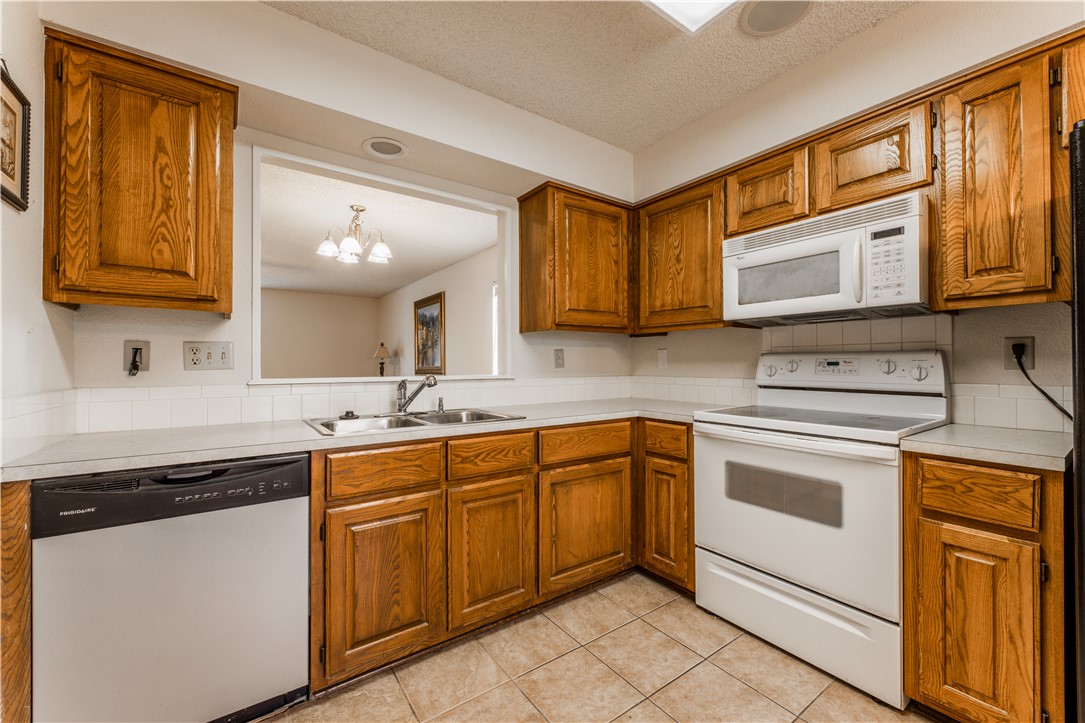 Metfield Courts Bvv - Residential