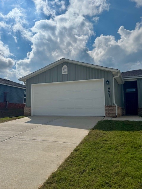 WOODWARD PARK PH II-HIGHFILL - Residential Lease