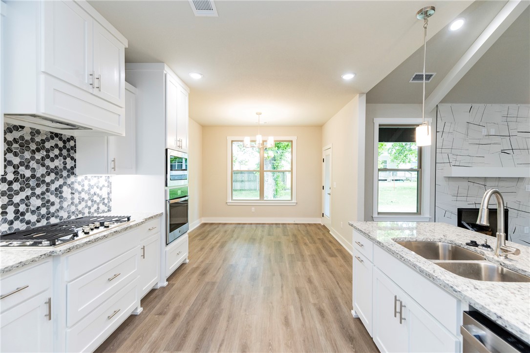 Oak Brook Sub Ph 1 Siloam Spgs - Residential