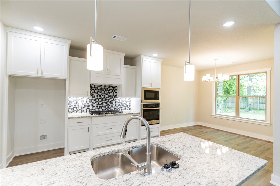 Oak Brook Sub Ph 1 Siloam Spgs - Residential