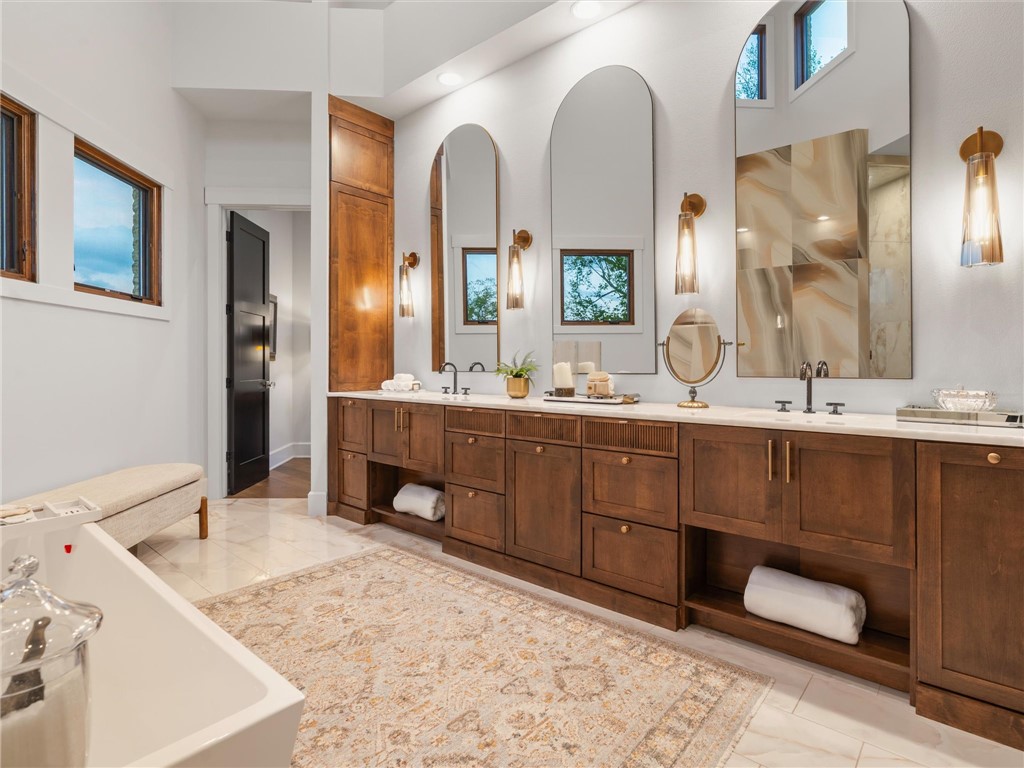 Estates of Lakeway - Residential