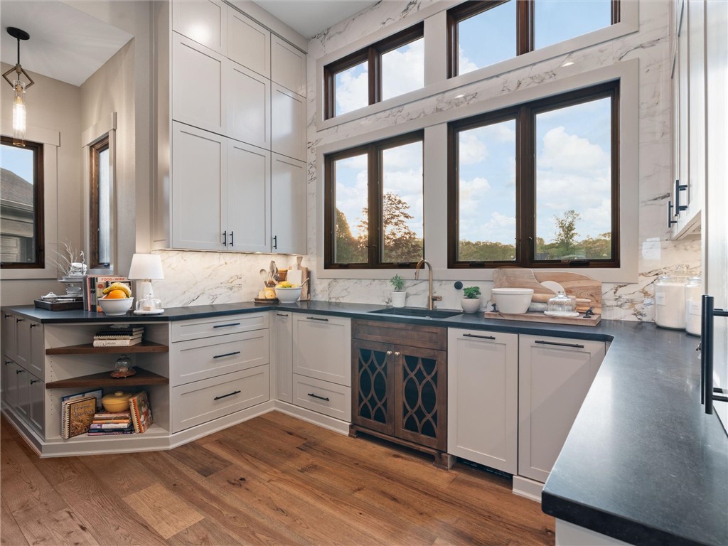 Estates of Lakeway - Residential