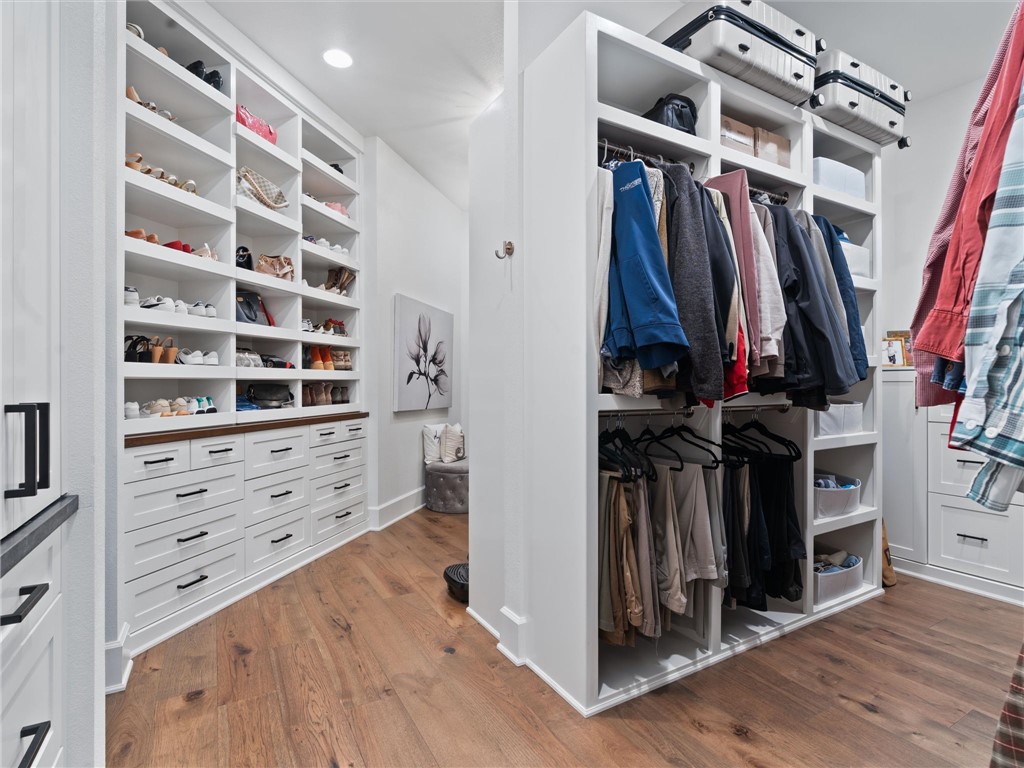 Estates of Lakeway - Residential