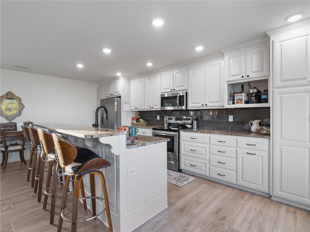 Estates of Lakeway - Residential