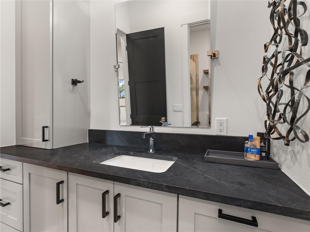 Estates of Lakeway - Residential