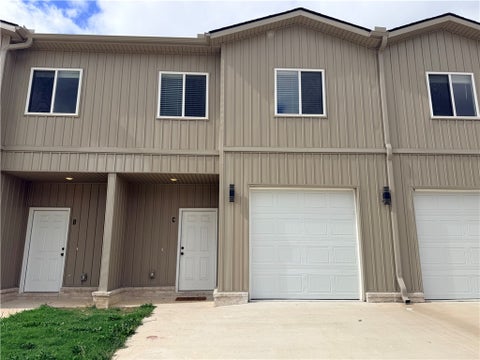 Photo of 1902 Azlin Place C #C, Siloam Springs, AR 72761 (MLS # 1365483)