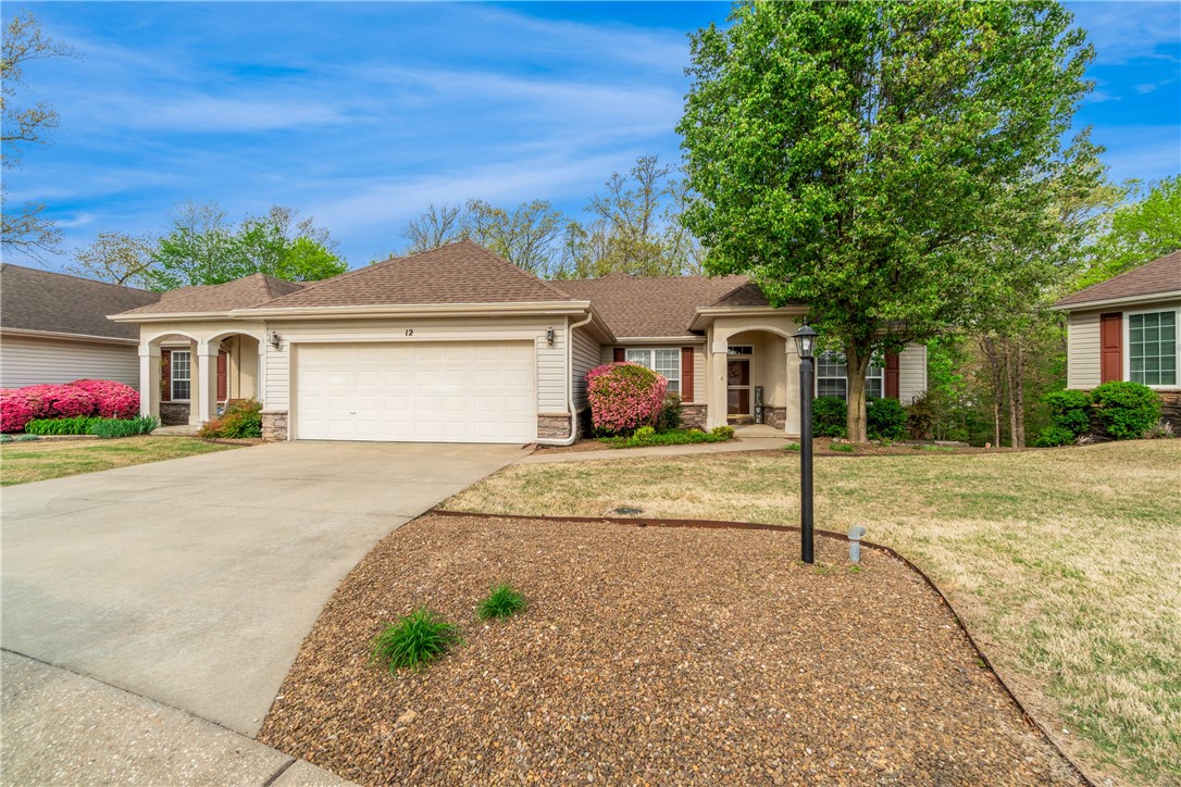 Charming Turn-Key Townhouse in Peaceful Bella Vista Subdivision. Welcome to your perfect retreat in beautiful Bella Vista, Arkansas! This move-in-ready townhouse offers ultimate convenience and comfort, nestled in a quiet and peaceful subdivision that feels like a hidden gem. Just minutes from top-tier golf courses, scenic walking and biking trails, and popular pickleball courts, this home is ideally located for both relaxation and recreation. Enjoy easy access to community swimming pools, clubhouses, and all of Bella Vistaās premier amenities, including lakes, parks, fitness centers, and more. This turn-key home features a well-maintained, thoughtfully designed layout with spacious living areas and modern finishes. Whether you're seeking a full-time residence or a weekend getaway, this low-maintenance townhouse is the perfect fit for those looking to enjoy the Bella Vista lifestyle. This location also has easy access to Bentonville. The decorations and furnishings are negotiable! Please come check it out!