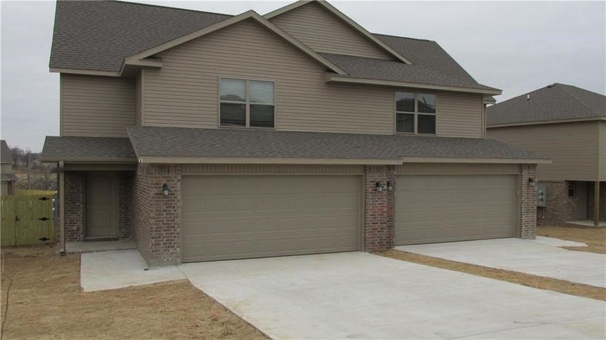 MLS DATA ENTRY ONLY - LEASE RENEWAL