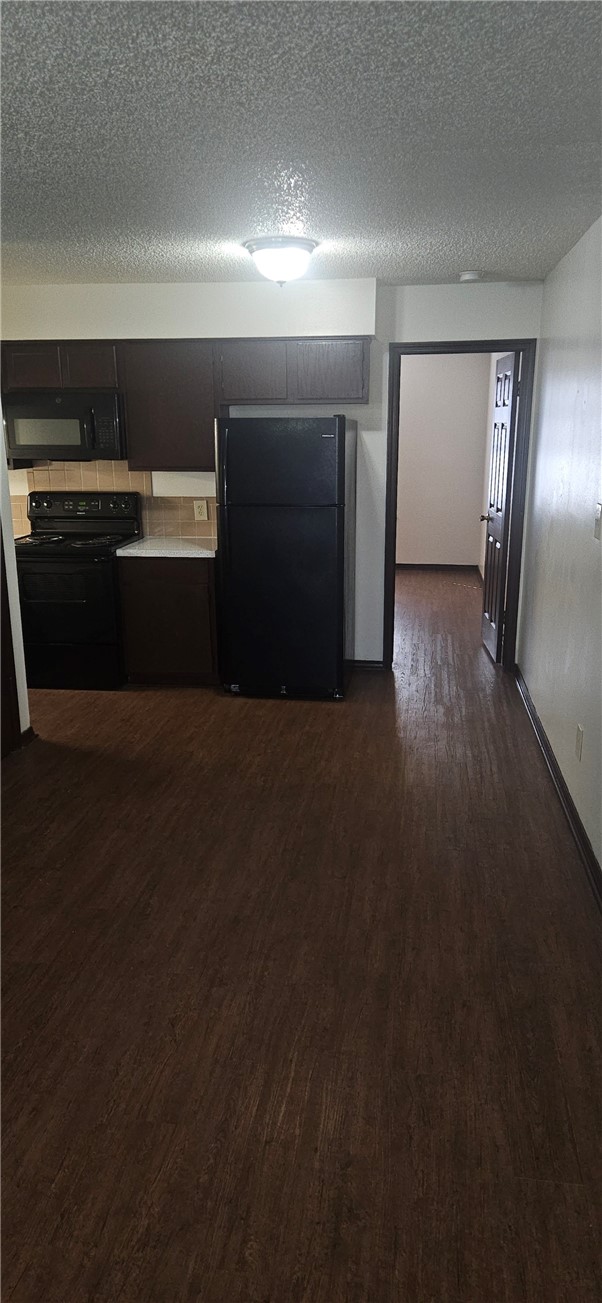 Archais-Bushnell - Residential Lease