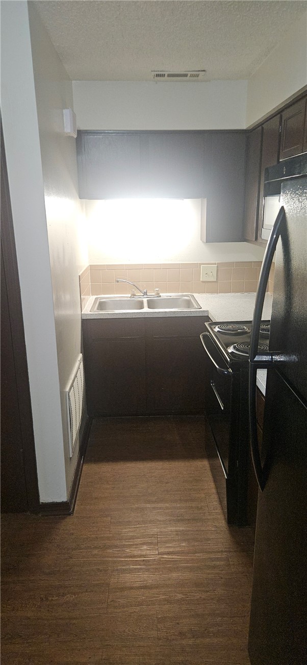 Archais-Bushnell - Residential Lease