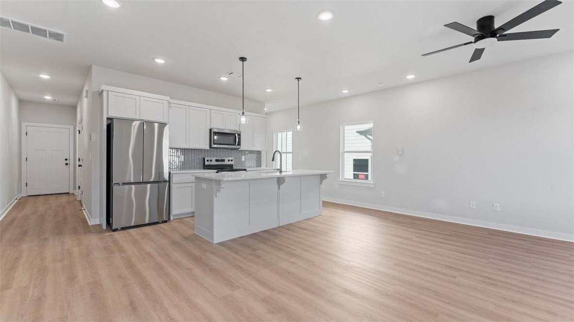 Pea Ridge Pointe Townhomes - Residential Lease