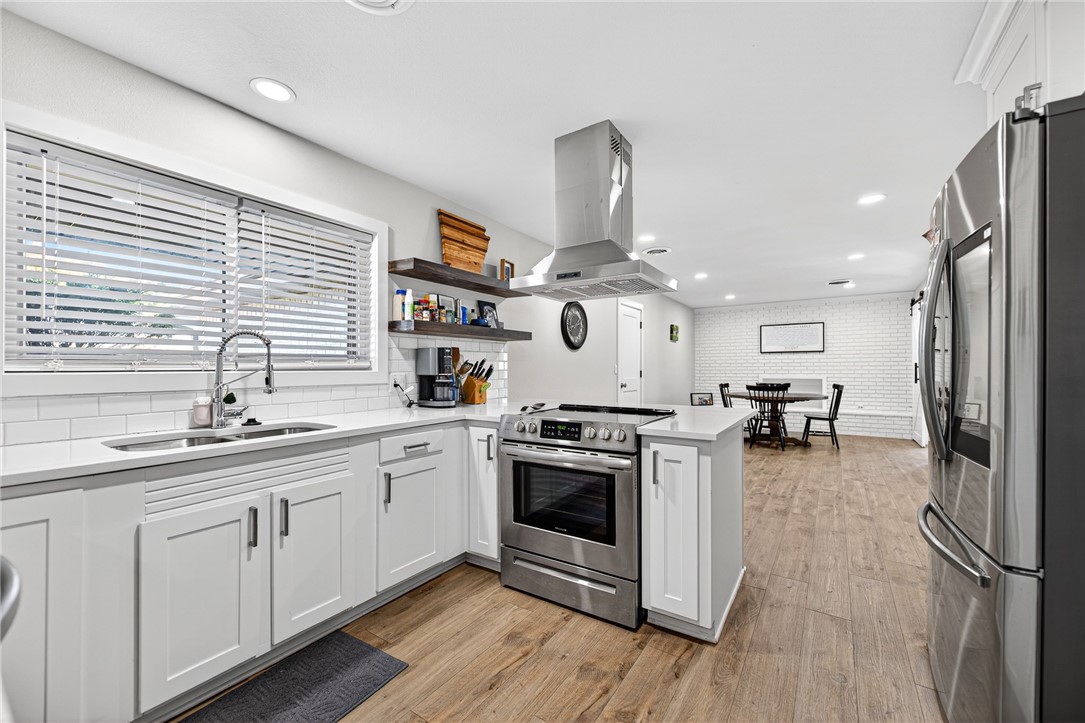 Sundown Sub Rogers - Residential