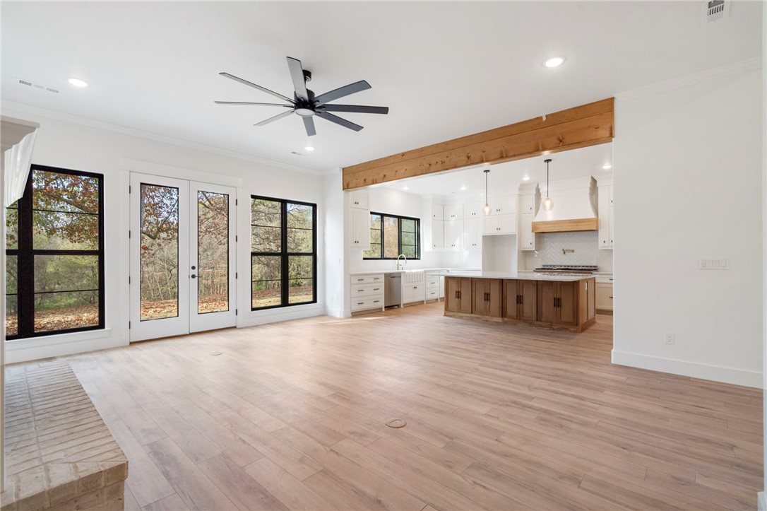 Tontitown Outlots - Residential