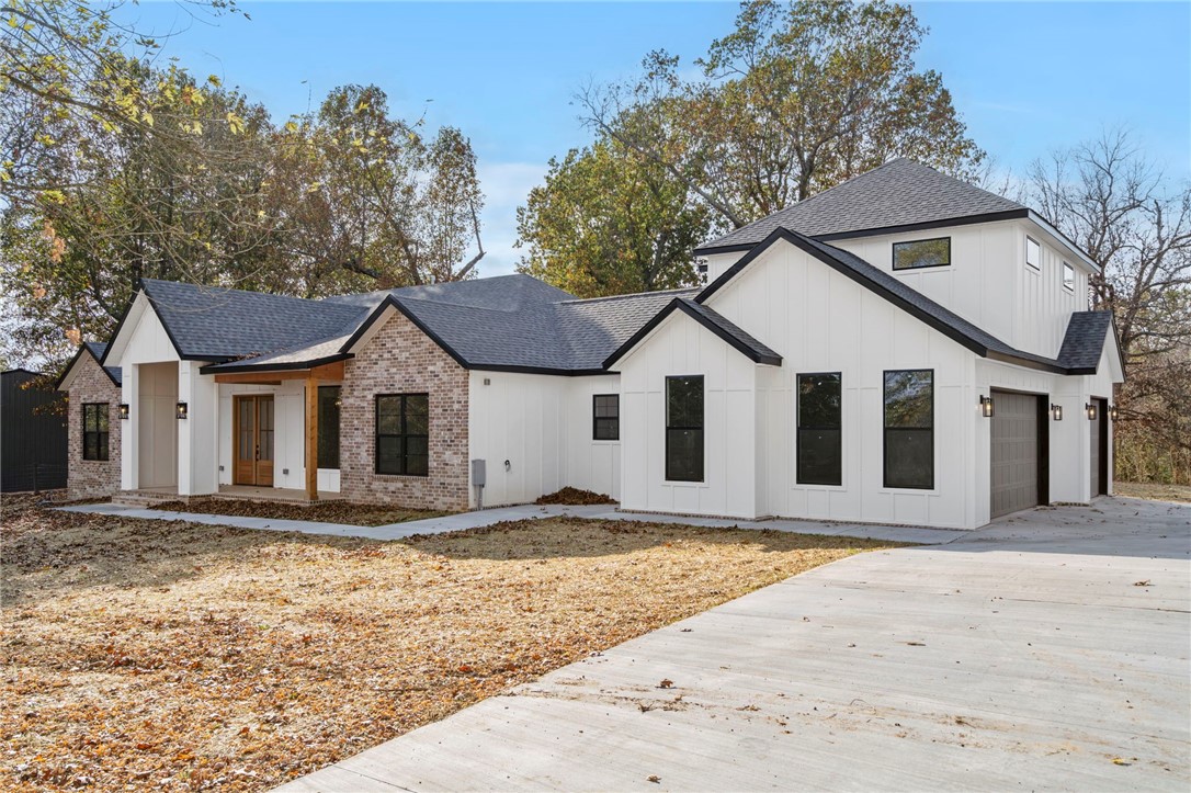 Tontitown Outlots - Residential