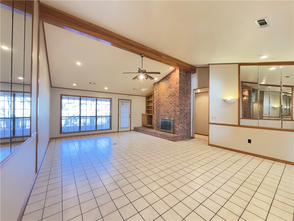 Royal Oaks Estates - Residential Lease