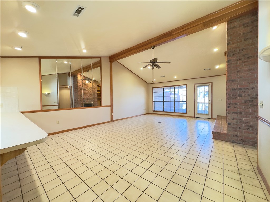 Royal Oaks Estates - Residential Lease